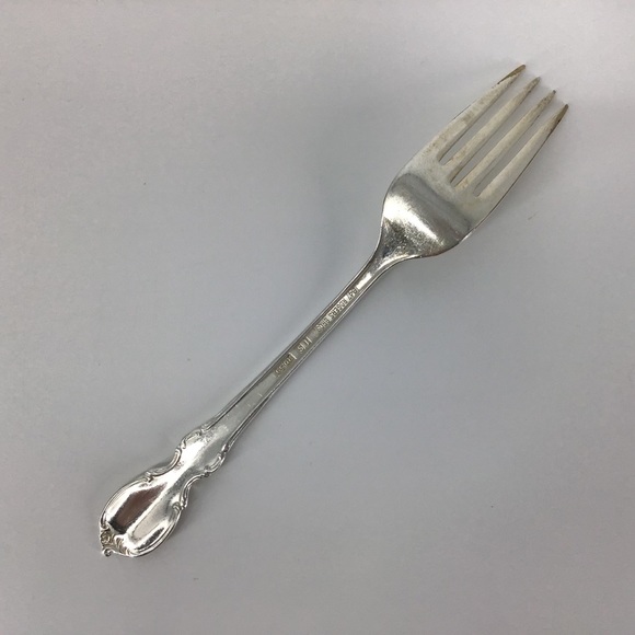 2/$20 1847 Rogers Bros. Vintage Silver Dinner Fork - Picture 3 of 8